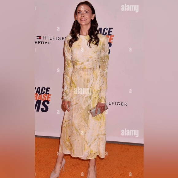 H&M Wrap Dress. Size L. - Picture 9 of 10